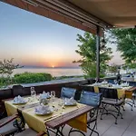 Ozlem Garden 호텔 3*