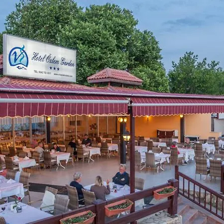 Hotell Ozlem Garden