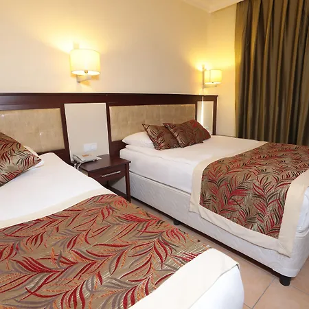 Hotell Ozlem Garden 3*