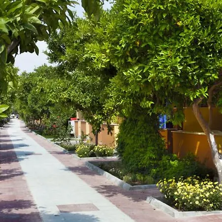فندق Ozlem Garden سيدي