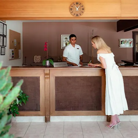 Ozlem Garden 3* سيدي