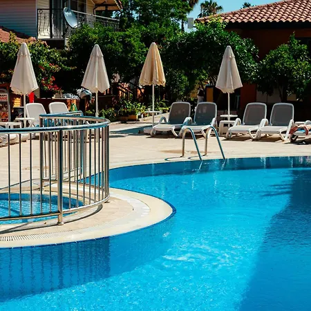 Ozlem Garden 3* سيدي