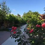 Ozlem Garden Hotel