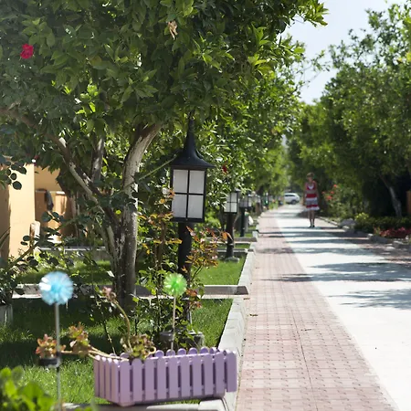 Hotell Ozlem Garden 3*