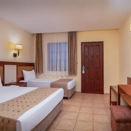 Hotell Ozlem Garden Side