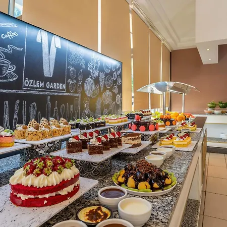 Hotell Ozlem Garden Side