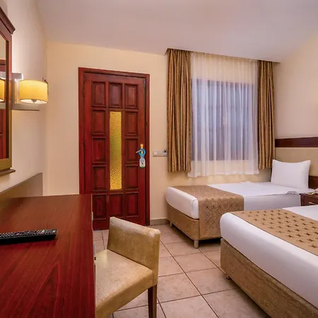 Hotell Ozlem Garden 3*
