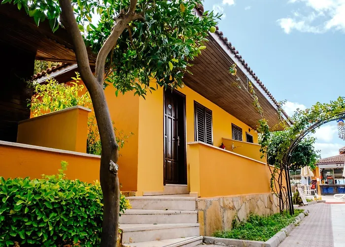 Hotel Ozlem Garden Side