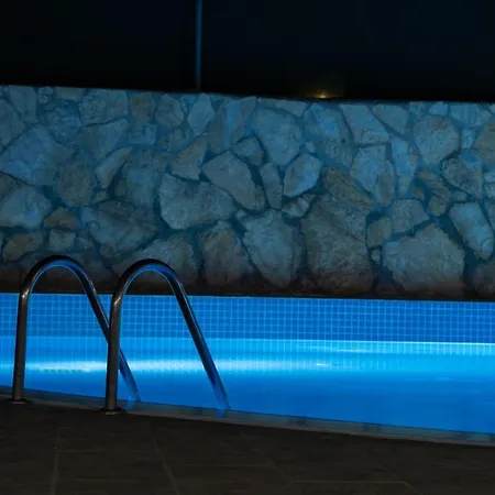 Ozlem Garden Σιντέ