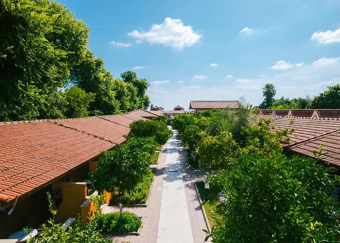 Ozlem Garden Отель 3*