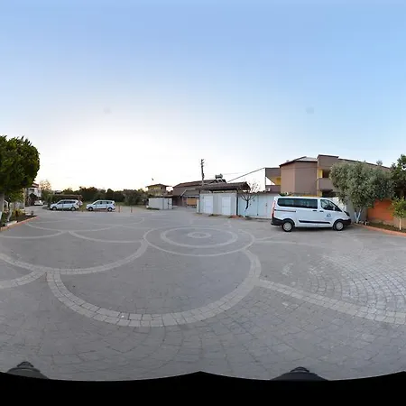 欧莱姆花园酒店 3* 锡德